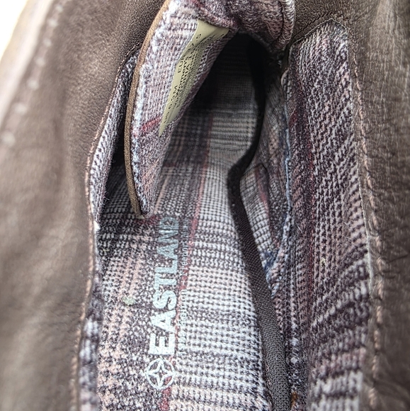 Eastland Victoria Ankle Boots, Brown Leather, Size 6.5M - Picture 9 of 10